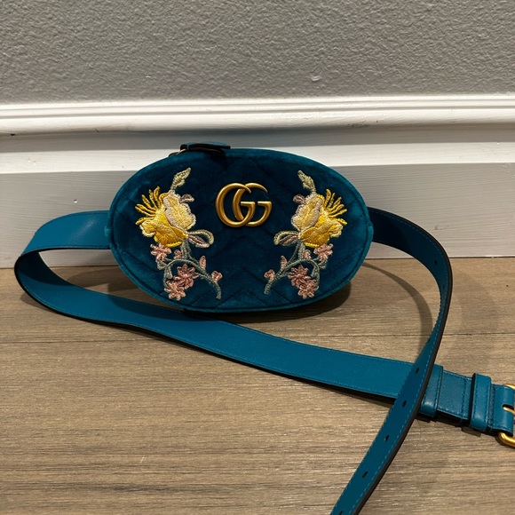 Gucci Handbags - Authentic velvet marmont belt bag